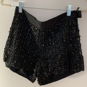 Vera Wang Short